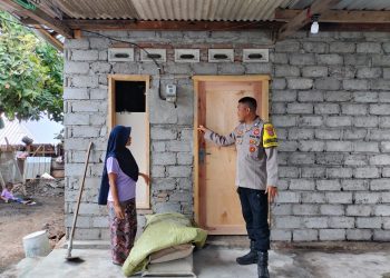 Bripka Agus Salim Bangunkan Rumah Yatim Piatu di Lombok Timur 