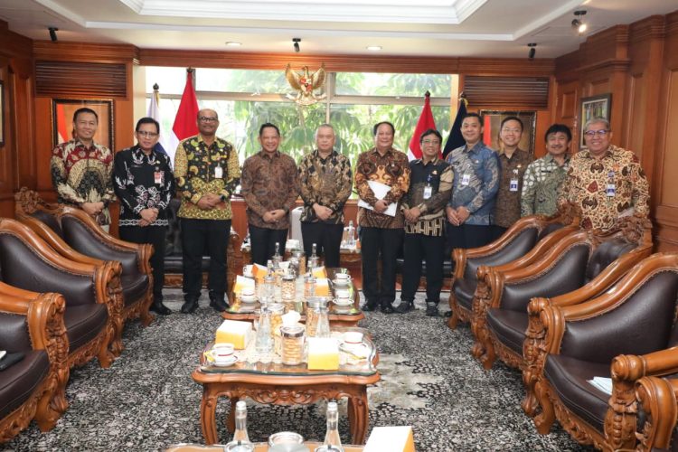 Mendagri Tito Karnavian dan Menhub Bahas Pengamanan Jelang Nataru