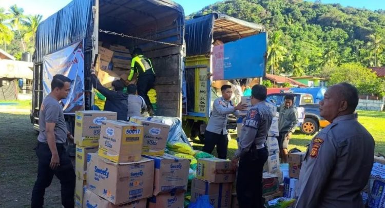 Polda Sumbar Percepat Distribusi 72 Ribu Bantuan untuk Korban Bencana
