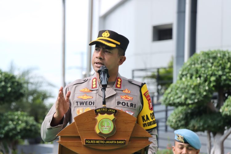 Polisi Jakbar Kerahkan Satkamling dan Pokdar Kamtibmas untuk Jaga Jakarta Jelang Nataru 2026