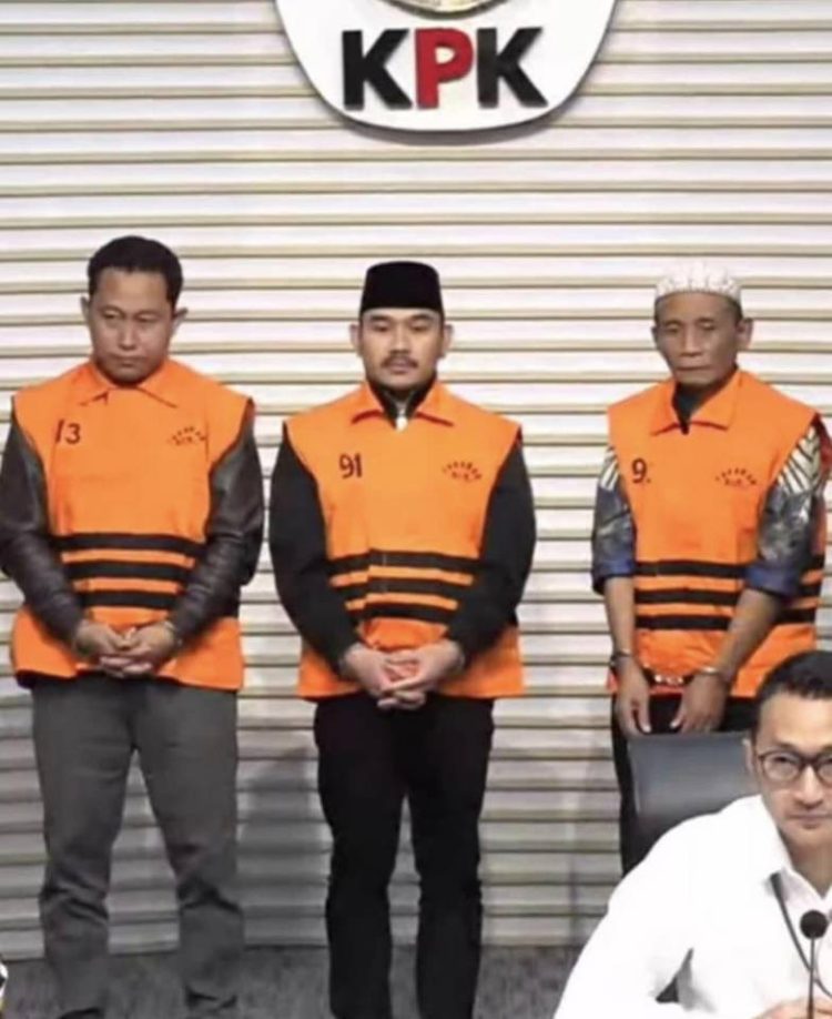 KPK Tetapkan Bupati Bekasi Ade Kuswara dan Ayahnya sebagai Tersangka Kasus Ijon Proyek Rp 9,5 Miliar