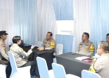 Kunjungi Sejumlah Pospam, Kapolda Metro Jaya Pastikan Kesiapsiagaan Personel Operasi Lilin Jaya 2025