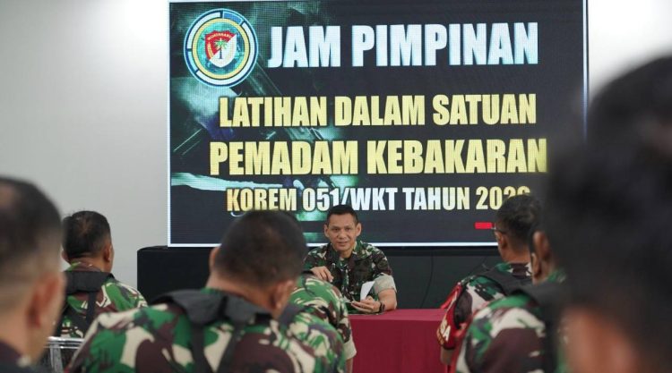 Korem 051/Wijayakarta Gelar Latihan Penanganan Kebakaran bagi Babinsa Jajaran