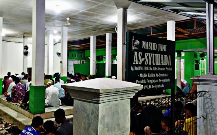 Malam Tarawih Perdana, Masjid Jami AS-Syuhada Banjir Jamaah
