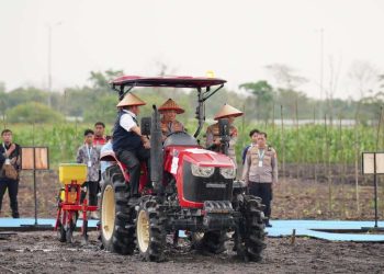 Polri Targetkan Tanam Jagung 1 Juta Hektare, Kapolri Pimpin Tanam Raya di Ogan Ilir