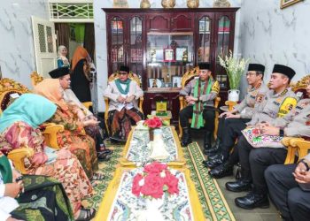 Kapolri Listyo Sigit Sambangi Pesantren Bahrul Ulum Jombang, Pererat Hubungan dengan Ulama
