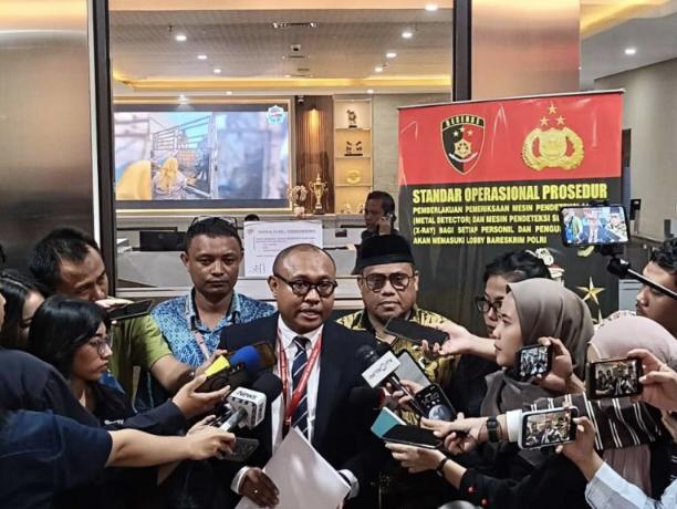 JK Tempuh Jalur Hukum: Tuduhan Dana Rp5 Miliar untuk Isu Ijazah Jokowi Berujung Laporan ke Bareskrim