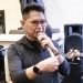 Musisi Legendaris Obbie Messakh Membawakan Lagu “Kisah Kasih di Sekolah” di Nostalgia Emas